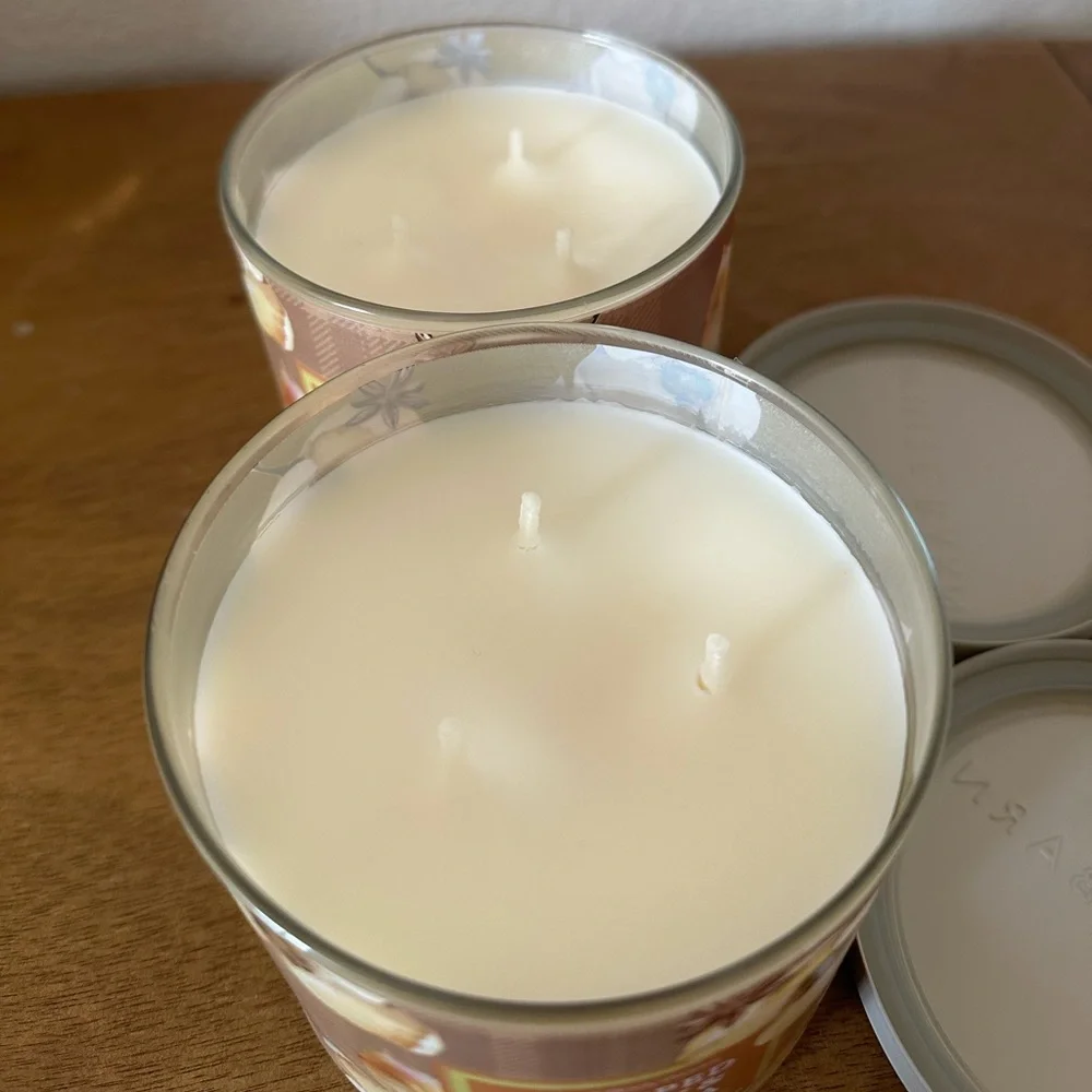 X2 Bath & Body Works WHIPPED HONEY & VANILLA 3 wick candles NEW - Picture 2 of 3